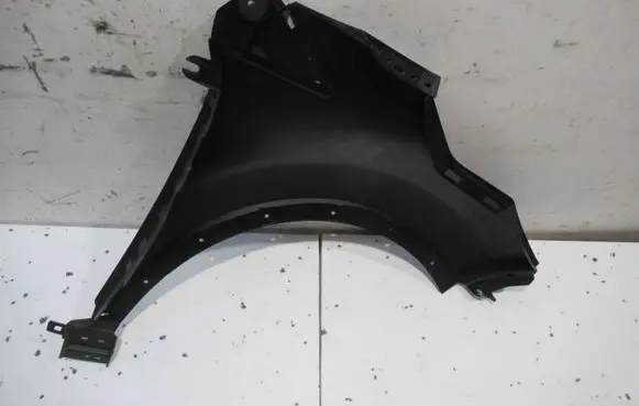 Renault Captur Fender 631018998R