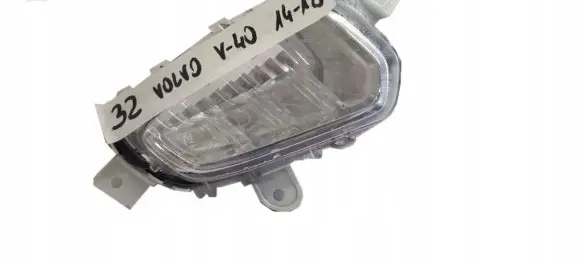Volvo V40 Front fog light