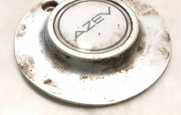 Audi 80 90 S2 B4 Non-original wheel cap 