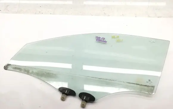 Hyundai i20 (GB IB) Front door window glass four-door E1743R00097