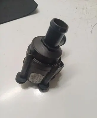 Audi Q3 F3 Electric auxiliary coolant/water pump 5Q0121591AB DGT