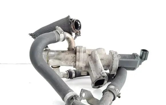 Opel Astra H EGR valve cooler 55184653
