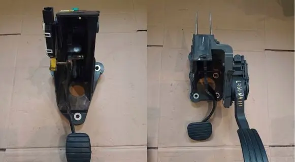 Renault Laguna III Clutch pedal 