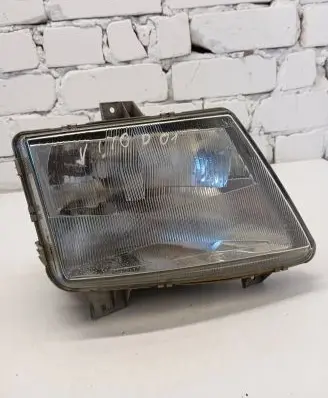 Mercedes-Benz Vito Viano W638 Headlight/headlamp E95063