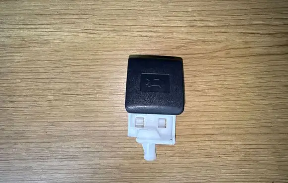 Toyota Auris 150 Engine bonnet (hood) release handle 53831