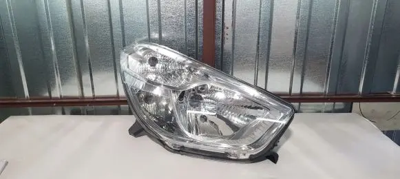 Dacia Dokker Headlight/headlamp 260102414R