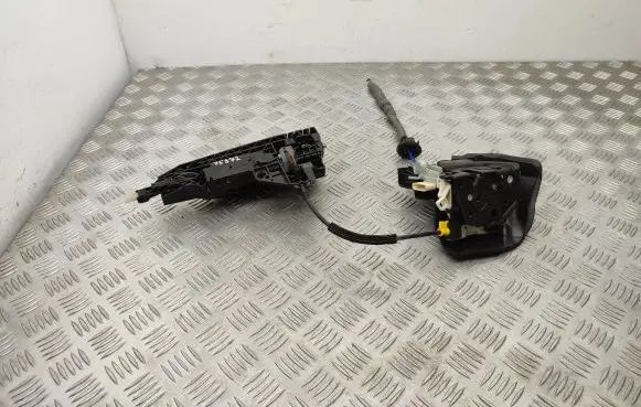 Audi A8 S8 D4 4H Rear door lock