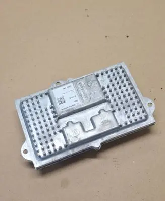 Ford Fusion II LED ballast control module H03S0201 90087685 1598