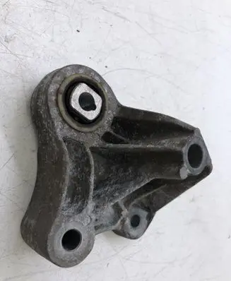 Ford Focus Gearbox mounting bracket CV616P093Z