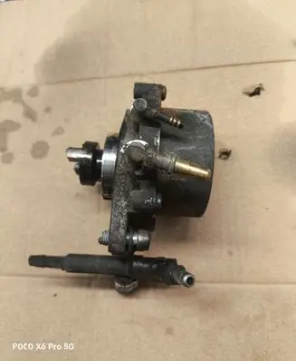 Opel Astra H Vacuum pump 55193232 72902403B