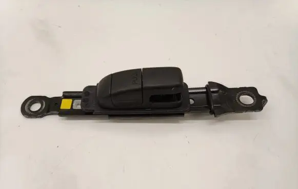 Dacia Spring Seat belt adjustment rail 