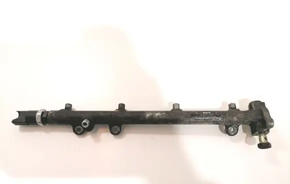 Mercedes-Benz C AMG W203 Fuel main line pipe A6110700095 0445214004