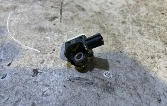 Volvo S60 Airbag deployment crash/impact sensor 8V4T14B006AA C83HA 110903401