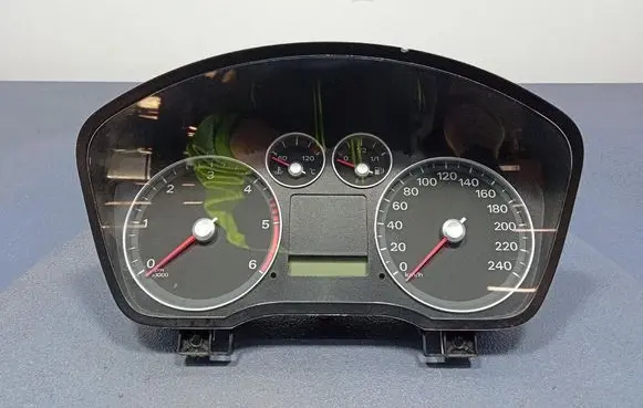 Ford Focus C-MAX Speedometer (instrument cluster) 4M5T-10849-GR