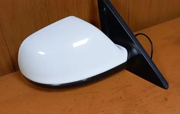 Audi Q5 SQ5 8R Front door electric wing mirror 8R2857410