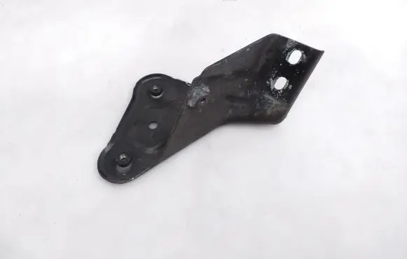 Seat Toledo IV (NH) Fender mounting bracket 5JA821141A