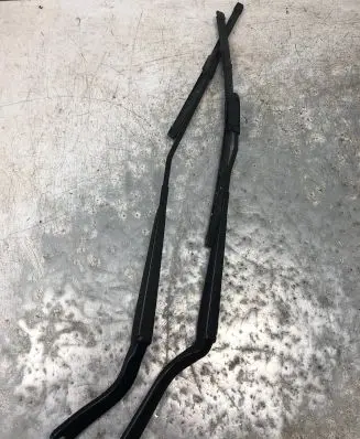 Smart ForFour II W453 Front wiper blade arm A4538200244 A4538200144