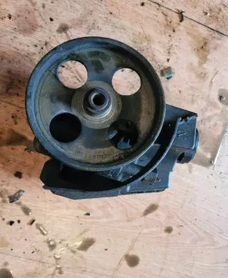 Peugeot 206 Power steering pump 9639726780 26079835