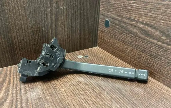 Indicator stalk