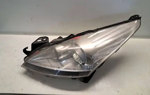 Peugeot 5008 Headlight/headlamp 9685473780