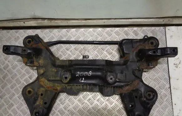 Peugeot 2008 I Front subframe