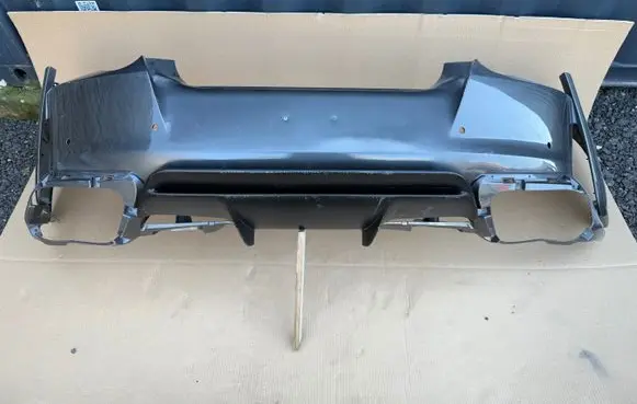 Ferrari 812 Superfast Rear bumper 89335300 985817680