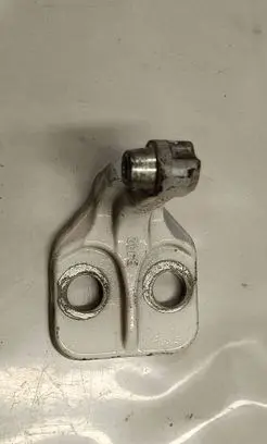 Land Rover Discovery Sport Rear door lower hinge 228A65CB