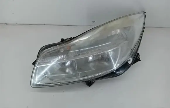 Opel Insignia A Headlight/headlamp 13226782