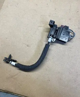 BMW 3 E90 E91 Curtain motor 9918004051