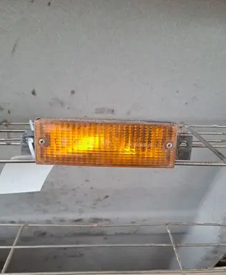 BMW 3 E30 Front bumper turn signal 63131380963
