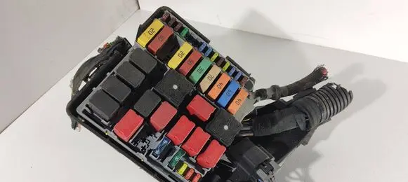 Ford Ka Fuse module 57794732 51794734