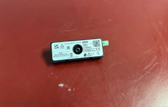 BMW iX Aerial antenna amplifier 5A319C9 65205A319C9