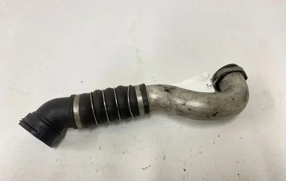 BMW 5 E60 E61 Intercooler hose/pipe 11617798438