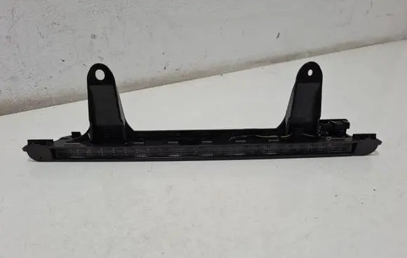 Audi A2 Third/center stoplight 8Z0945097