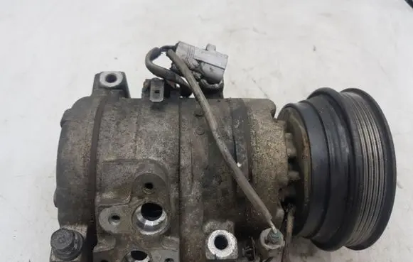 Toyota Avensis T220 Air conditioning (A/C) compressor (pump) NOCODE