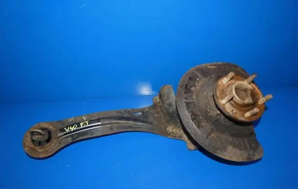 Volvo V40 Stub axle 