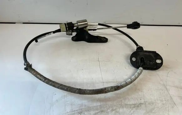 Volvo V70 Gear shift cable linkage 31259082
