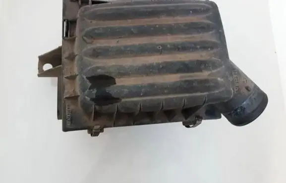 Opel Combo B Air filter box 90529826