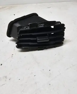 Ford Focus Dashboard side air vent grill/cover trim BM51018B09