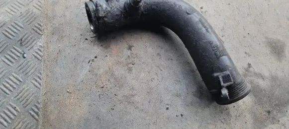 Volvo V70 Intercooler hose/pipe 30714480