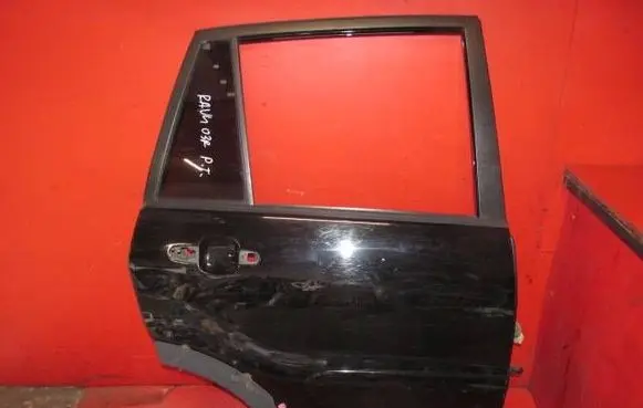 Toyota RAV 4 (XA20) Rear door RAV4IIDRZWIPT