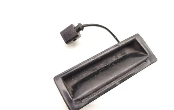 Tailgate opening switch