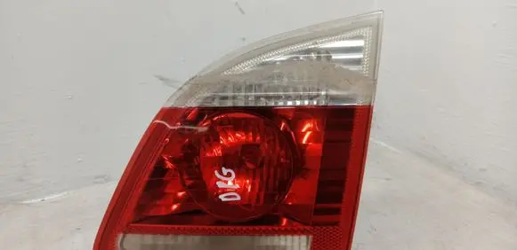 BMW 5 E60 E61 Tailgate rear/tail lights 6935326