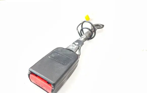 Citroen C6 Middle seatbelt buckle (rear) 6103077F1904