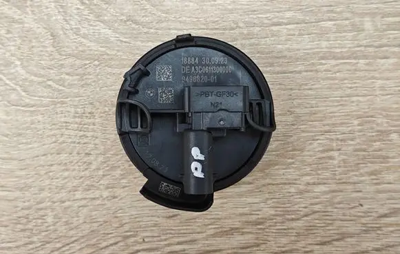 BMW X5 G05 Airbag deployment crash/impact sensor 9496820
