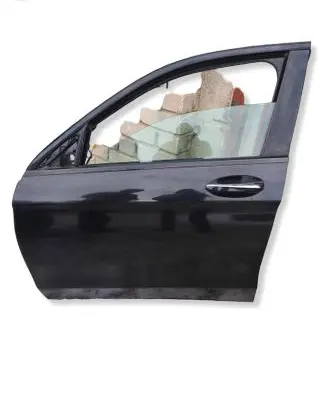 Mercedes-Benz GLC X253 C253 Front door 