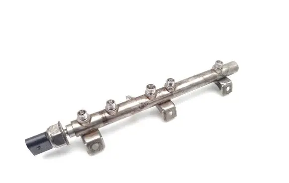 BMW 3 E90 E91 Fuel main line pipe 7537319