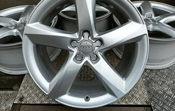 Audi A8 S8 D5 R19 alloy rim 4H0601025BB