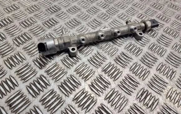 Audi A4 S4 B8 8K Fuel main line pipe 04L089G 04l130764c 04l906054