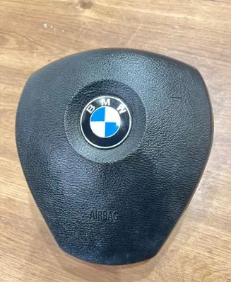 BMW X3 E83 Steering wheel airbag 305666699L83 08B1700P0132S 33341594205D